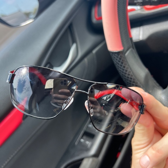 Guess sunglasses - Picture 2 of 2